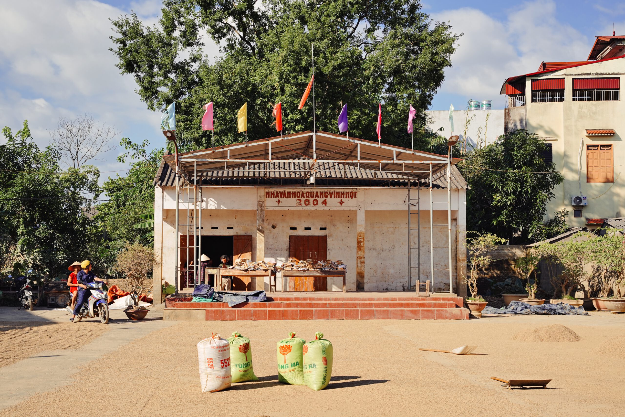 Eurostore, Bimunica & ETU đồng hành cùng đồng bào Thái Nguyên, Bắc Ninh, Lạng Sơn, Cao Bằng vững vàng hậu lũ 2 DSC07543 scaled Đồng hành