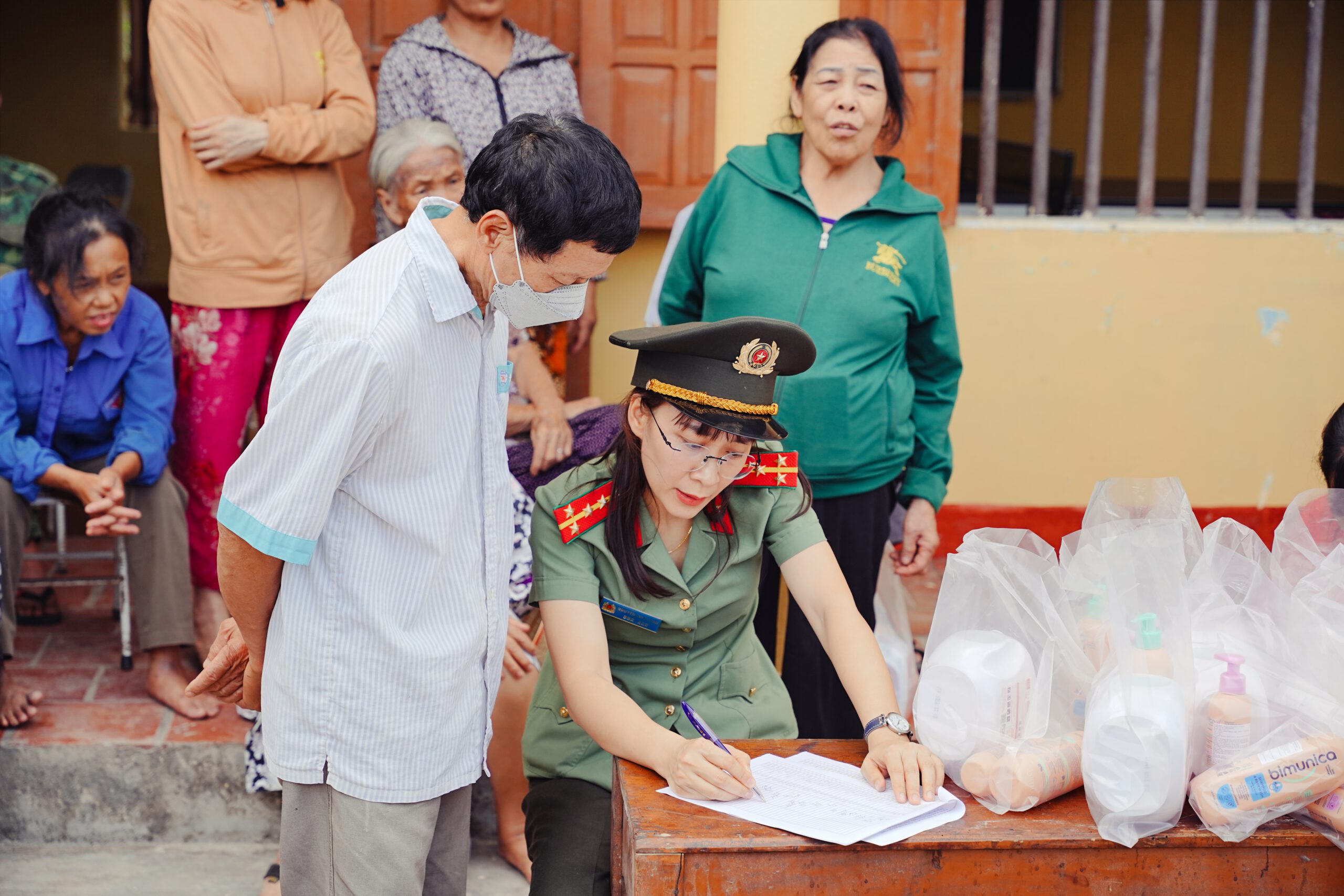 Eurostore, Bimunica & ETU đồng hành cùng đồng bào Thái Nguyên, Bắc Ninh, Lạng Sơn, Cao Bằng vững vàng hậu lũ 4 DSC07631 scaled Đồng hành